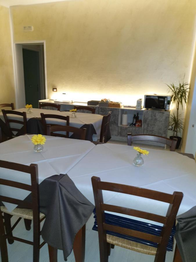 B&B Desenzano 데센자노델가르다 외부 사진