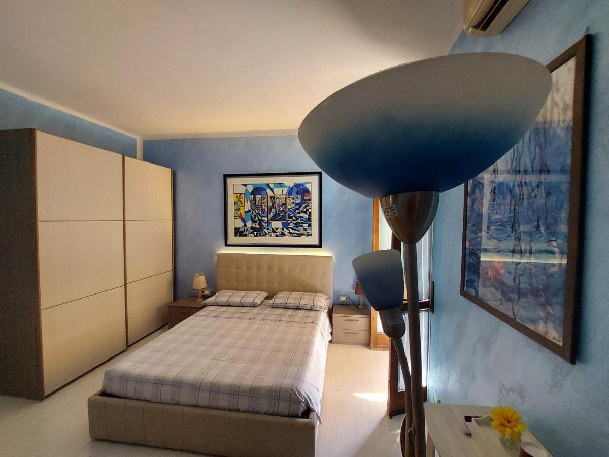 B&B Desenzano 데센자노델가르다 외부 사진