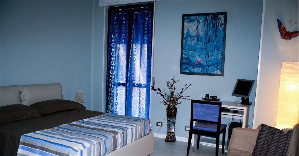 B&B Desenzano 데센자노델가르다 외부 사진
